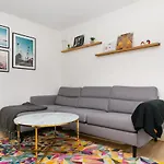 200 M Fra Rutebilstation - Privat Terrasse, Grill