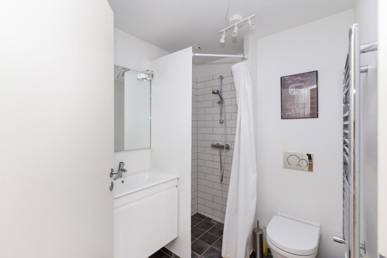 200 M Fra Rutebilstation - Privat Terrasse, Grill *